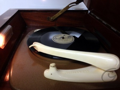 Terta T-528-G  electrophone radio hifi vintage réparateur