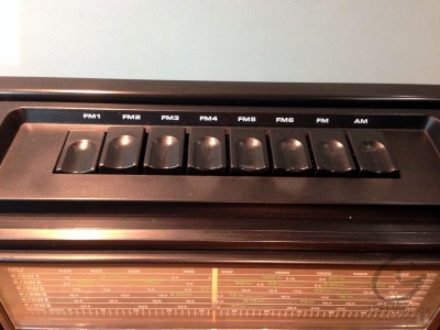 Grundig Satellit 2400 poste radio hifivintage réparations