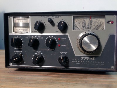 DRAKE TR-4