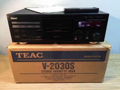 TEAC V-2030 S
