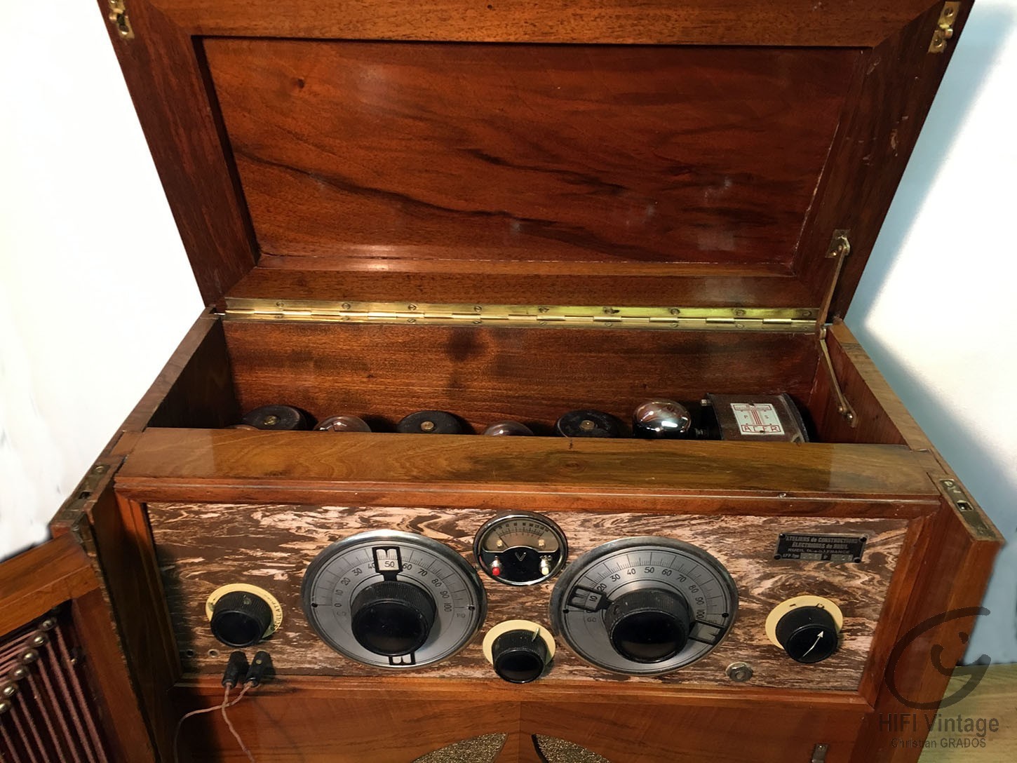 GRUNDIG RF-145 HifiVintage réparations