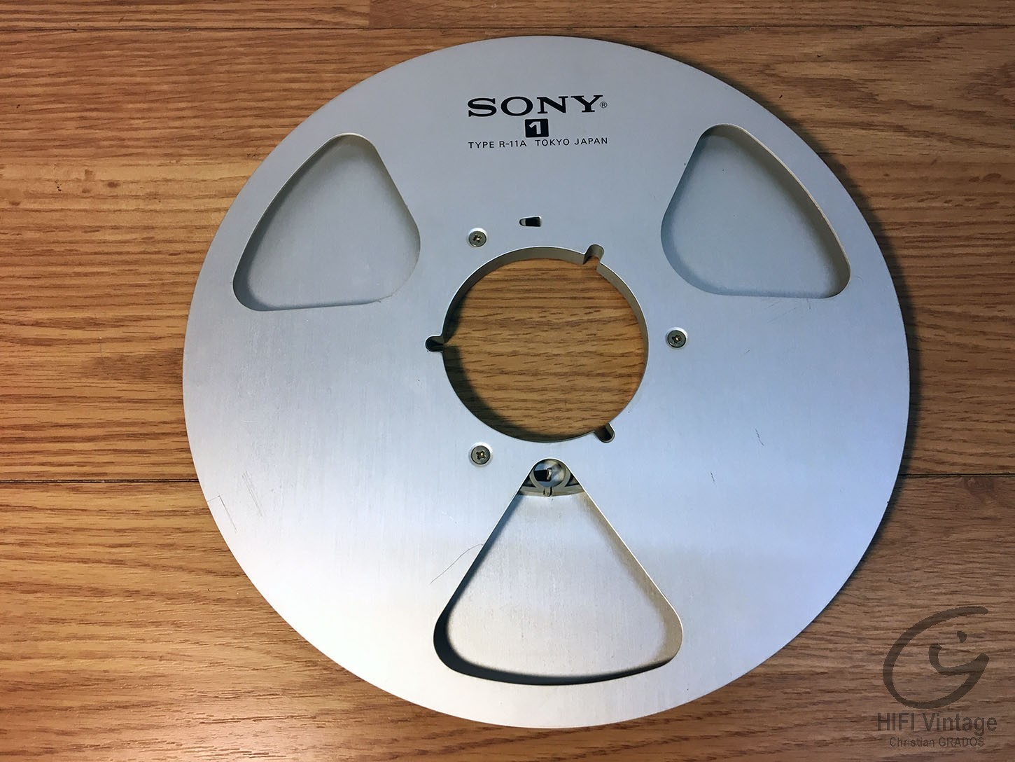 TEAC RE-1003B 10.5' EMPTY METAL REEL
