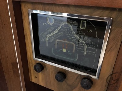 FURNITURE LA VOIX DE SON MAITRE T-151