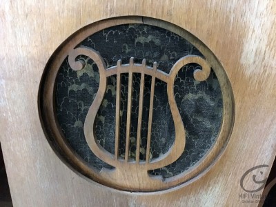 FURNITURE LA VOIX DE SON MAITRE T-151