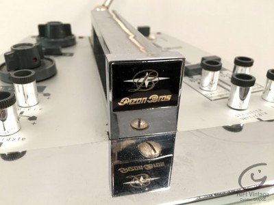 PIZON BROS Portaviseur 28  