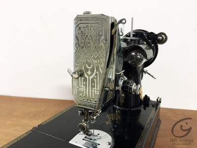 SINGER 221K1 Machine à coudre portable 