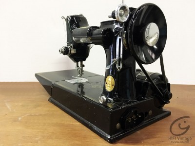 SINGER 221K1 Machine à coudre portable 