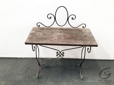 Table de jardin métalique 