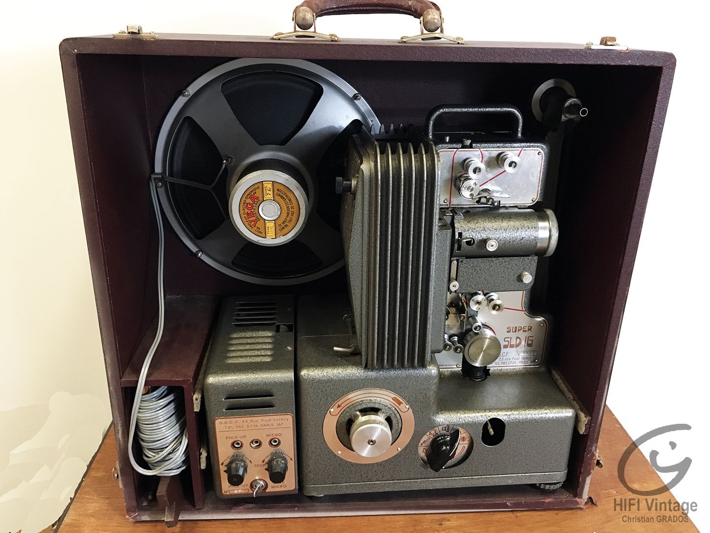 ancien Projecteur de cinema Gruber annees 40 ancien Projecteur de cinema Gruber annees 40