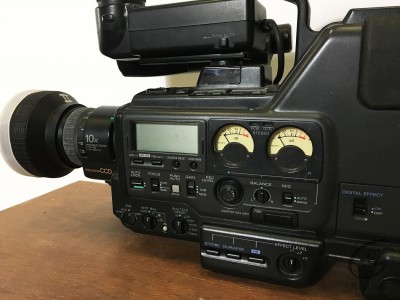 SONY CCD V-6000-E 