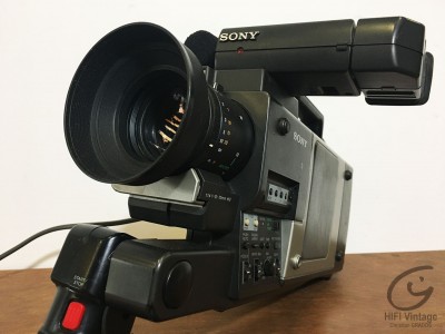 SONY CCD V-100-E 