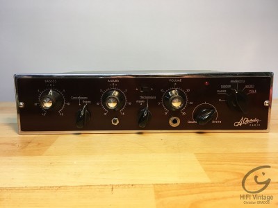 A CHARLIN Pré Amplificateur Transistors 