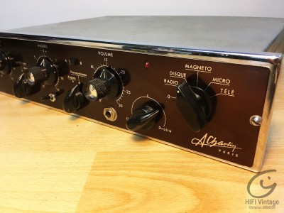 A CHARLIN Pré Amplificateur Transistors