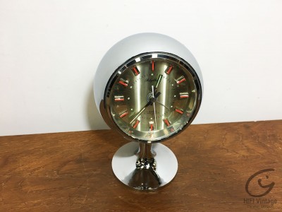 RHYTHM Reveil chromé 