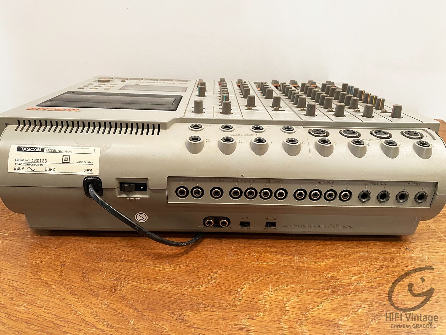 TASCAM Porta studio 464