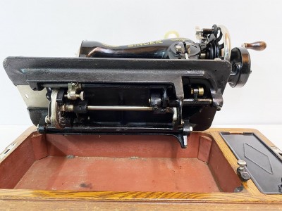 SINGER Type 15 Machine à coudre Table 1930 
