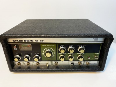 ROLAND RE-201