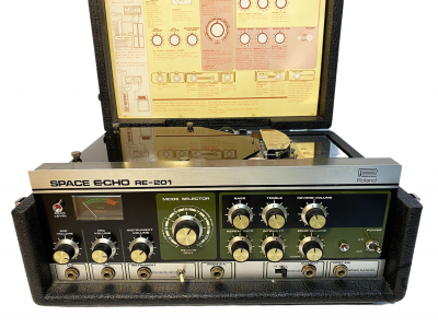 ROLAND RE-201