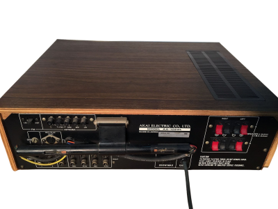 AKAI AA-1020-L