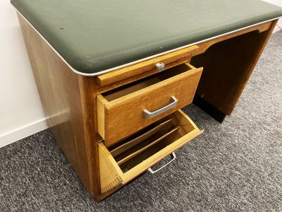 Bureau 1950