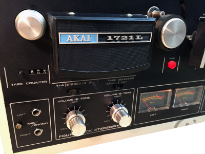 AKAI 1721L