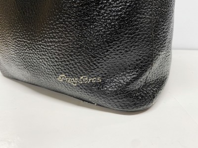 Location PIZON BROS Portaviseur 28