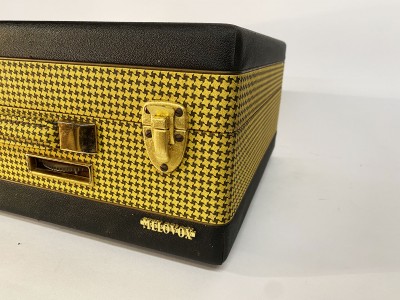 MELOVOX Jaune Pied de poule hifi vintage réparations