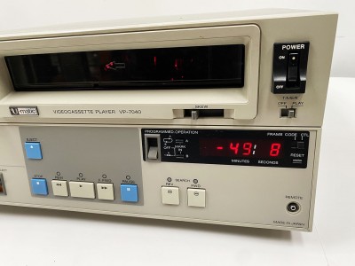 SONY VP-7040