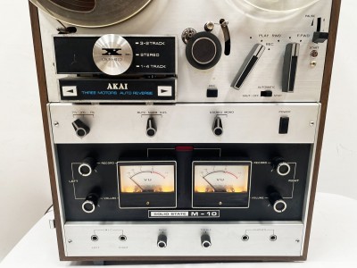 AKAI M-10  Hifi Vintage réparation