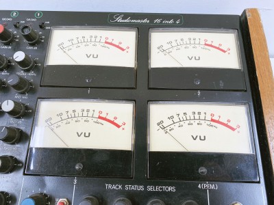 STUDIOMASTER 16 to 4 Hifi Vintage réparations