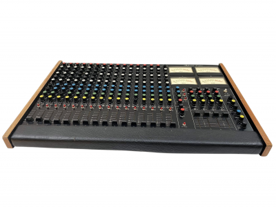 STUDIOMASTER 16 to 4 Hifi Vintage réparations