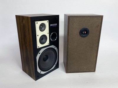 JBL L-36