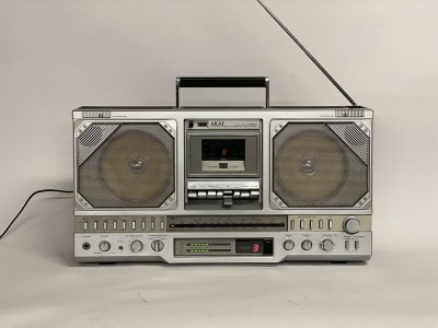 AKAI AJ-530