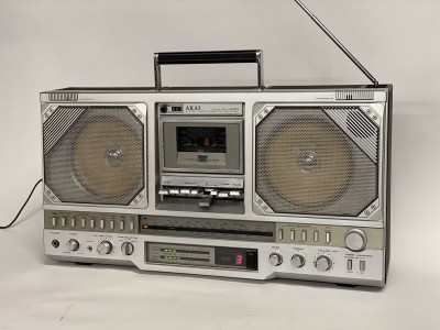 AKAI AJ-530