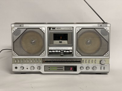 AKAI AJ-530