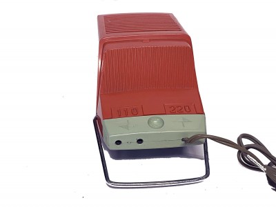 Auto Transformateur 220/110/220V Design