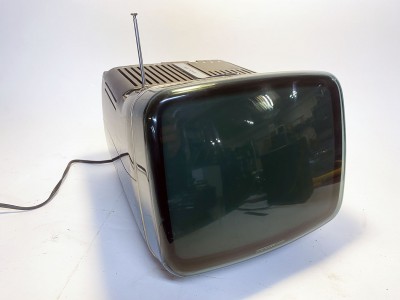 Location BRIONVEGA ALGOL 11