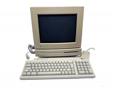 APPLE MACINTOSH LC-2