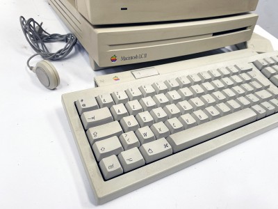 APPLE MACINTOSH LC-2