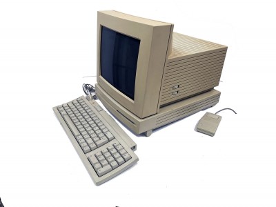 APPLE MACINTOSH LC-2