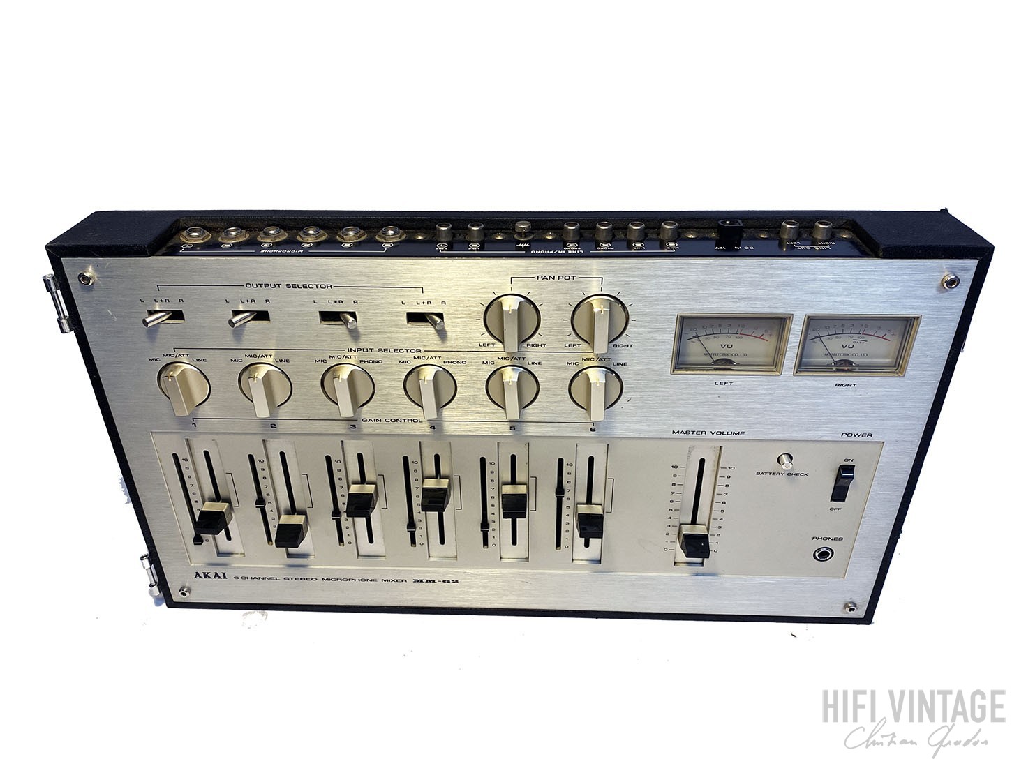 AKAI MM-62