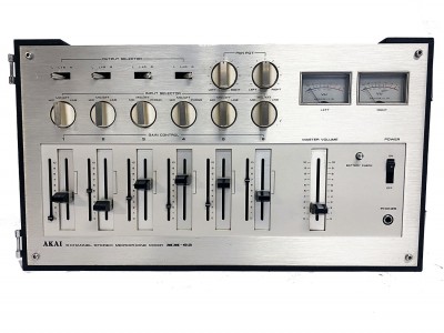AKAI MM-62 Mixer Stereo 6 tracks Hifi Vintage réparations