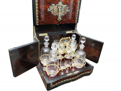 Cave à liqueurs