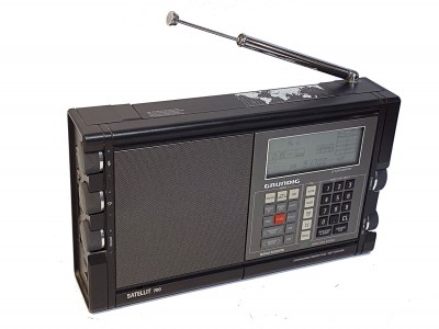 GRUNDIG Satellit 700 réparations hifi vintage
