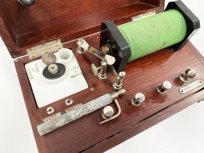Charles Chardin Electrotherapie  Réparation Hifi Vintage