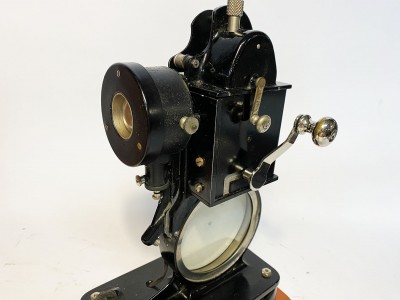 PATHE-BABY Type B