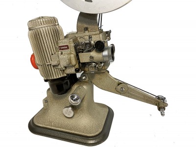 G-B BELL HOXELL Model 613 16 mm