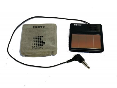 SONY ECM-D8 solar charger
