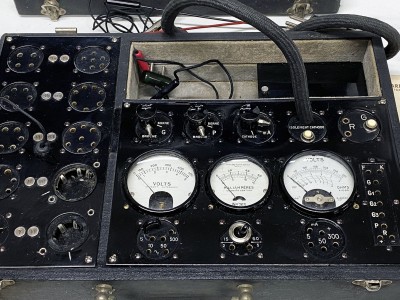 DA & DUTILH MOVAL V Radio Dépanneur
