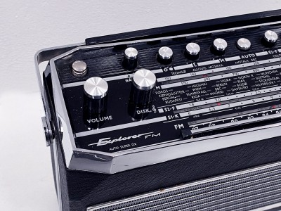 RADIONETTE Explorer noir reparations hifivintage